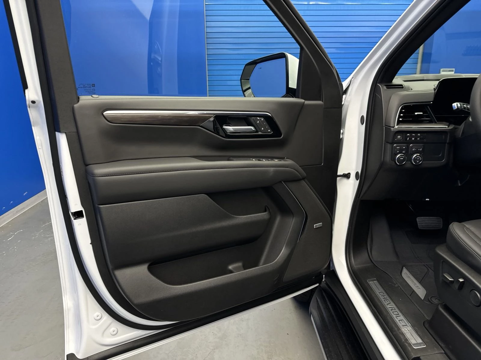 2020 Chevrolet Tahoe - View 5