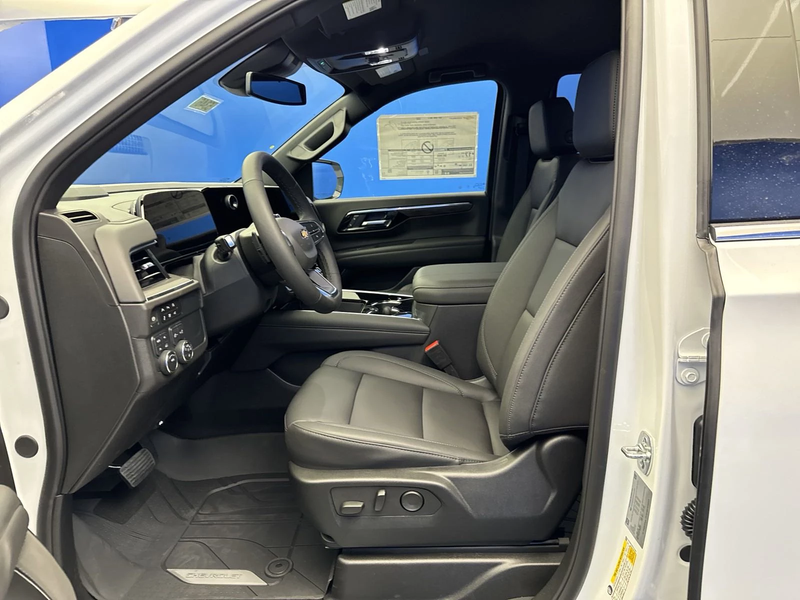 2020 Chevrolet Tahoe - View 6