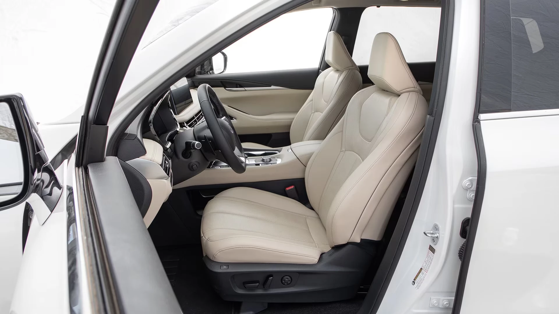 2023 Infiniti QX60 - View 3