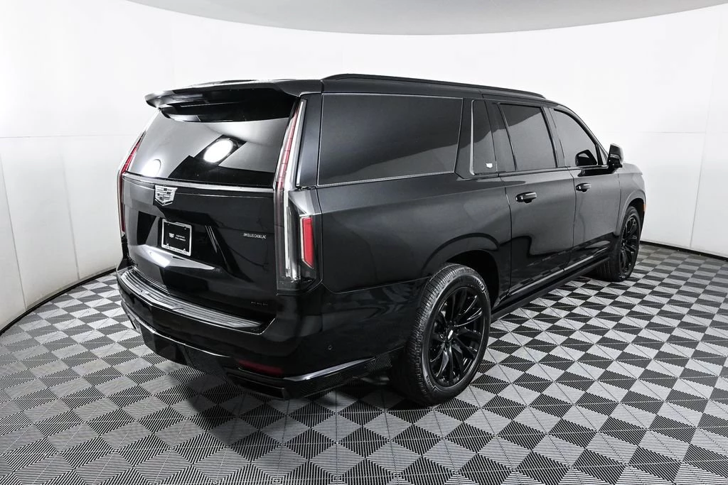 2022 Cadillac Escalade ESV