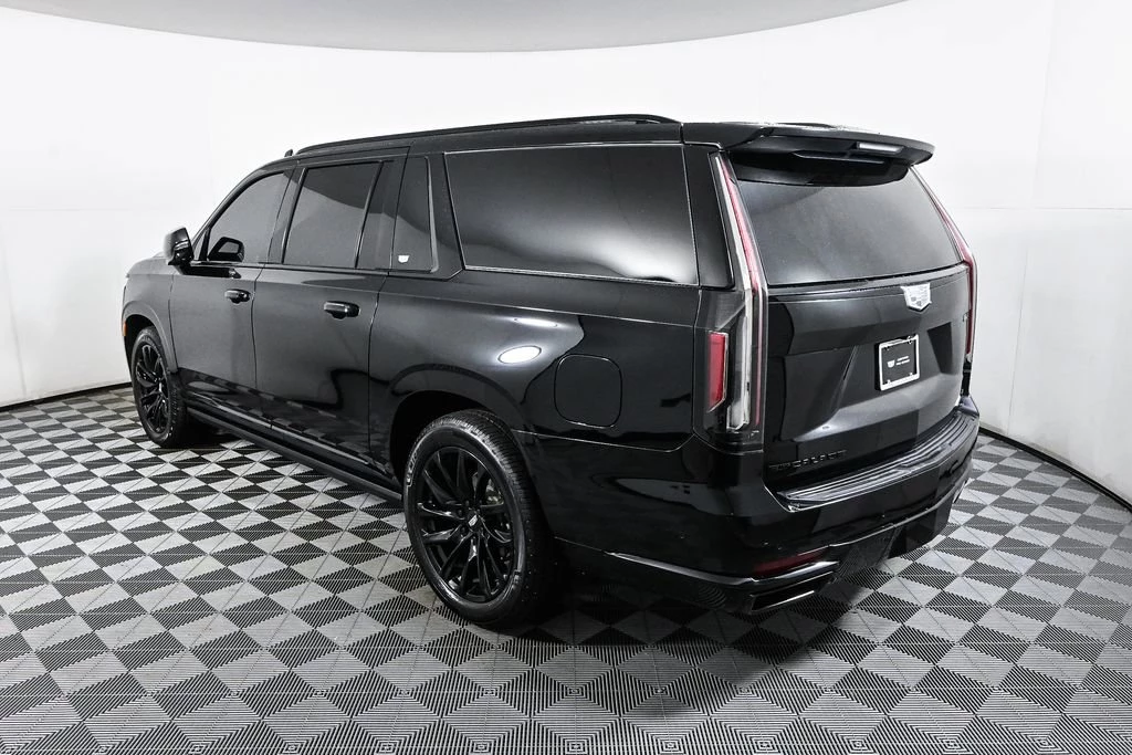 2022 Cadillac Escalade ESV - View 4